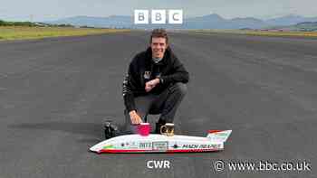 Record breaking 250 mph remote control car
