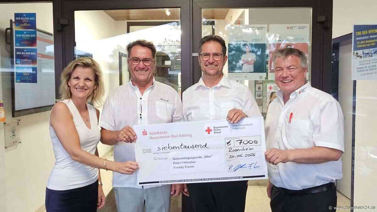 Eine echte Herzensaktion: Zwillinge spenden BRK-Kreisverband Rosenheim 7000 Euro