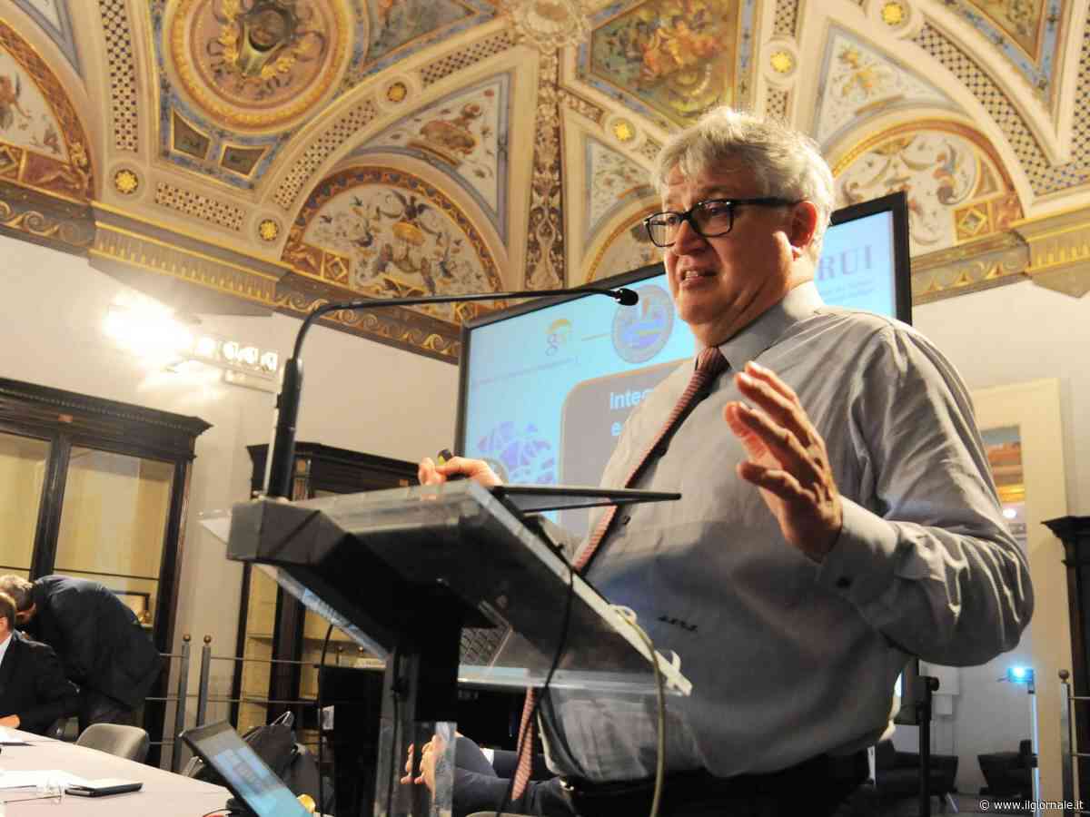 Presunta corruzione elettorale, indagato sindaco Udine