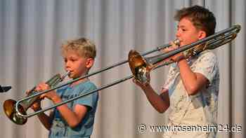 Im Künstlerhof: Musikschule Rosenheim feiert ihre großen und kleinen Talente