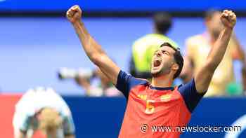 Spanje leunt op supersub en koele kikker Mikel Merino, Baskisch graniet met bijzonder juichritueel