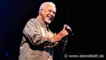 Tom Jones beim Elbjazz: Fauchen des Tigers hallt nach bis in den Alten Elbtunnel