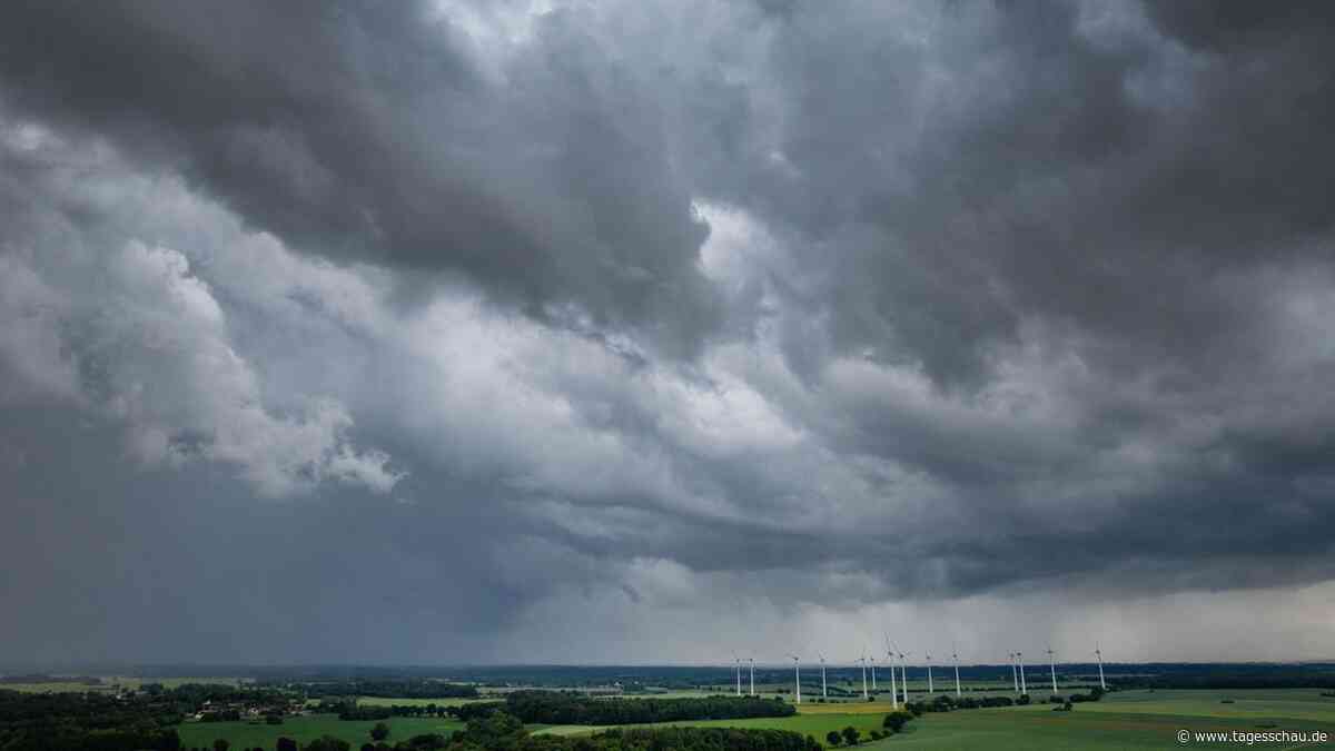 Nach schwerem Hagel im Norden: DWD warnt vor weiteren Unwettern
