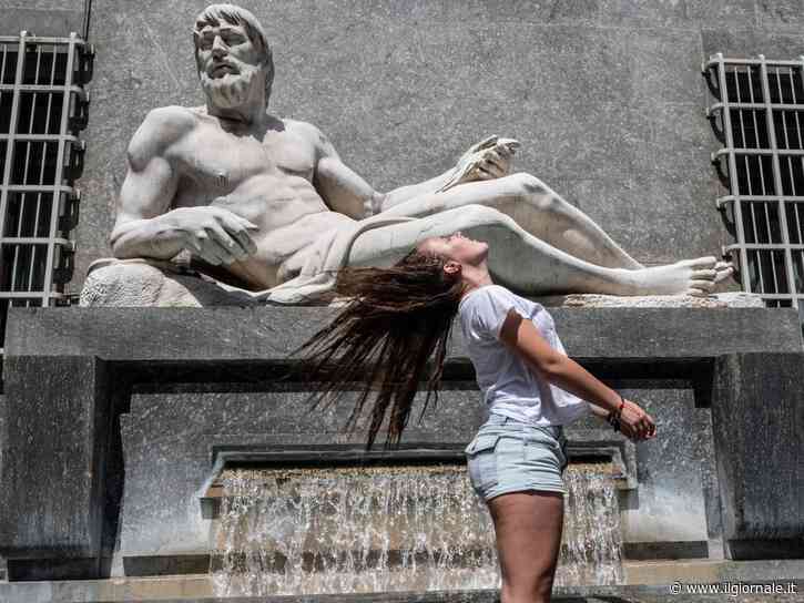 "Giorgia, fa caldo..."