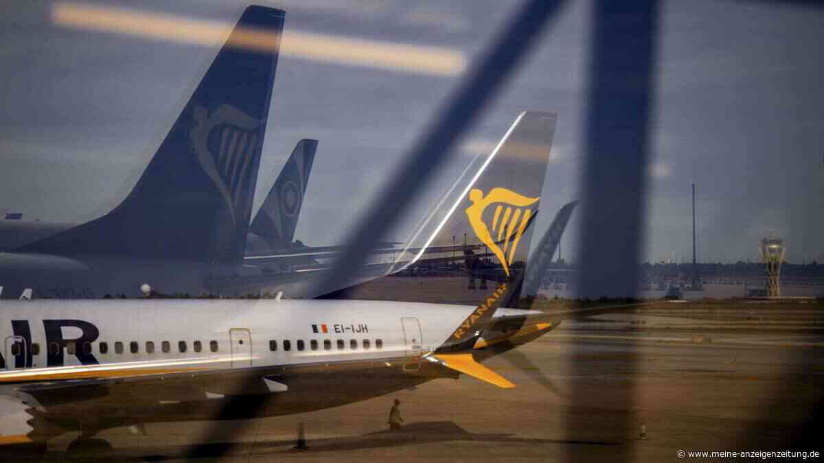 Mann wird teilweise aus Ryanair-Flugzeug gezogen – Ehefrau spricht über dramatischen Vorfall