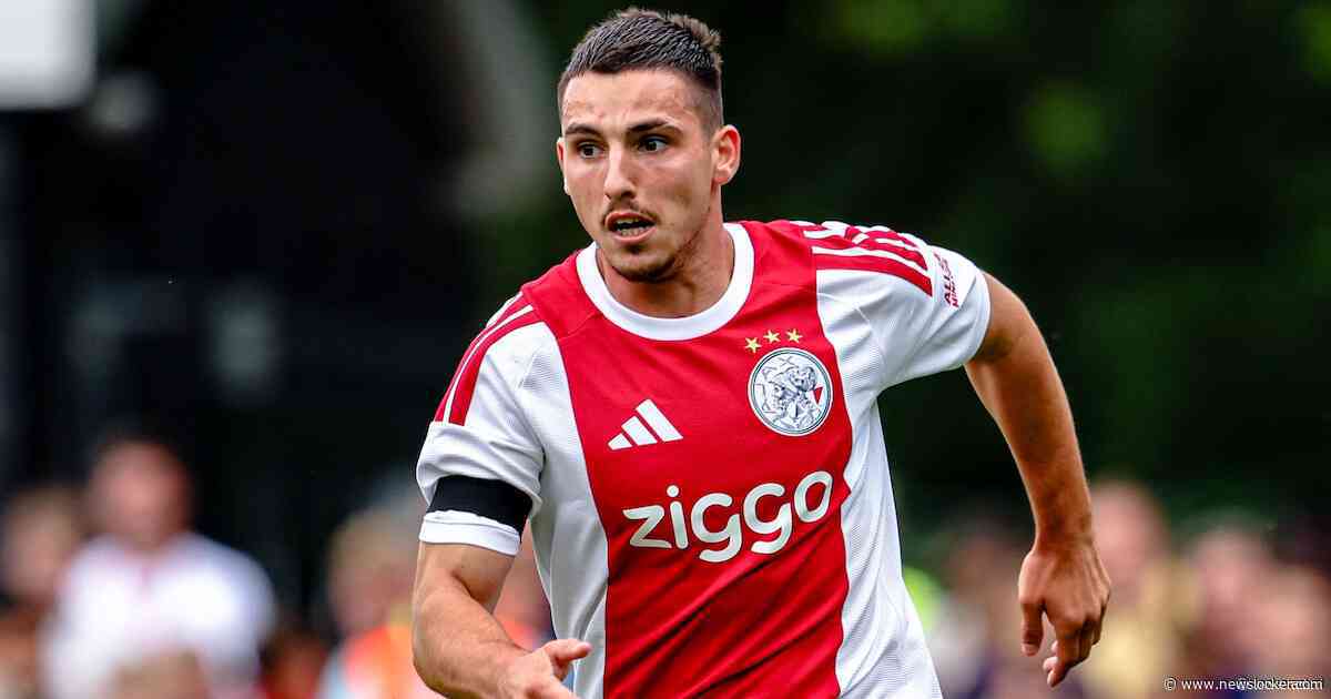 Oscar Gloukh is vastberaden om alsnog te slagen bij Ajax: ‘Dat Berghuis het voor me opnam, was aardig van hem’