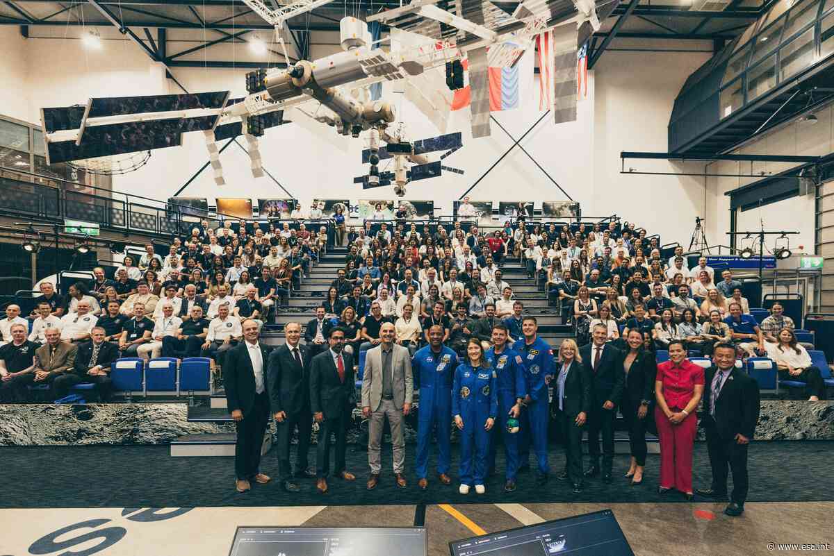 Astronauten van Artemis II bezoeken ESA