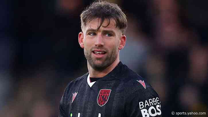 Derby sign Southampton defender Taylor