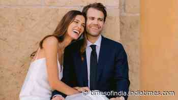 'The Vampire Diaries' star Paul Wesley marries Natalie Kuckenburg