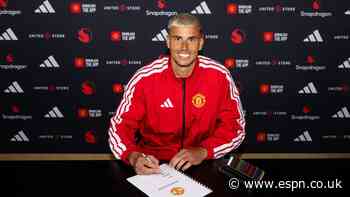 Man United sign goalkeeper Darlow from Leeds