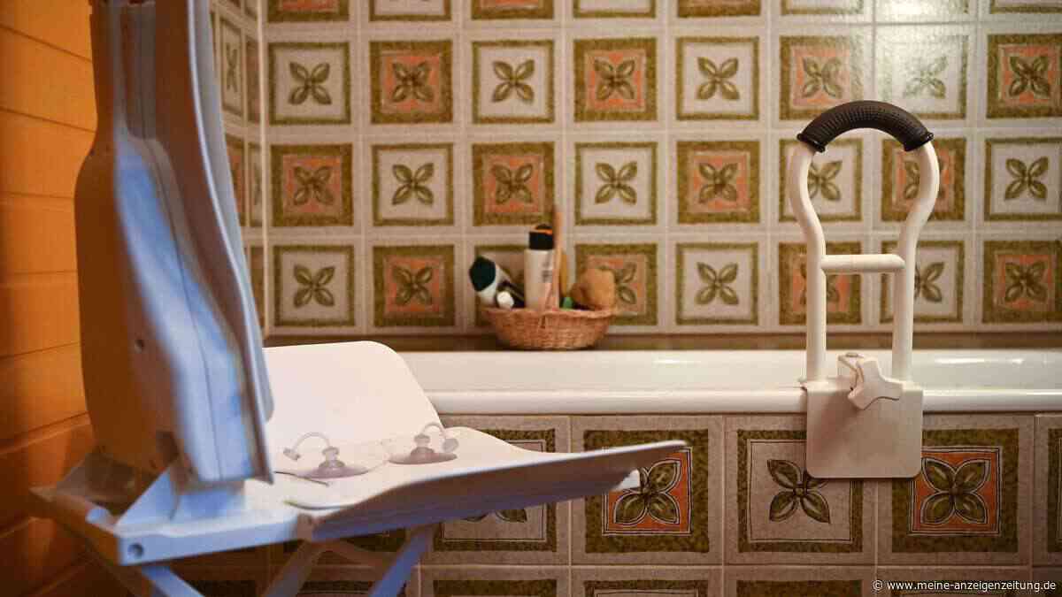 Gestürzt, allein, ohne Telefon: 82-Jährige überlebt neun Tage in der Badewanne