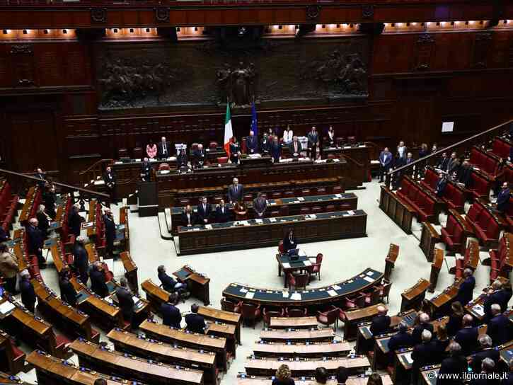 Legge elettorale, maggioranza compatta sulle preferenze. Meloni sfida la sinistra sul voto segreto: "Ci mettano la faccia"