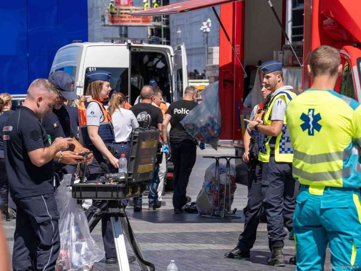 Bruxelles, incendio in una palazzina residenziale: almeno 4 morti e 6 dispersi