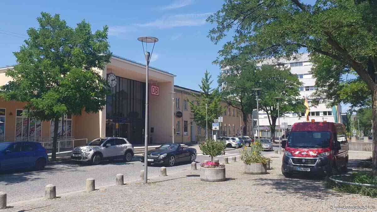 Gefährliches Pflaster? Wie Polizei und Stadt die Lage am Traunsteiner Bahnhof einschätzen 
