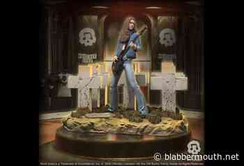 CLIFF BURTON Estate And KnuckleBonz360 Bring Late METALLICA Bassist's Story To Life In 3D Immersive Museum