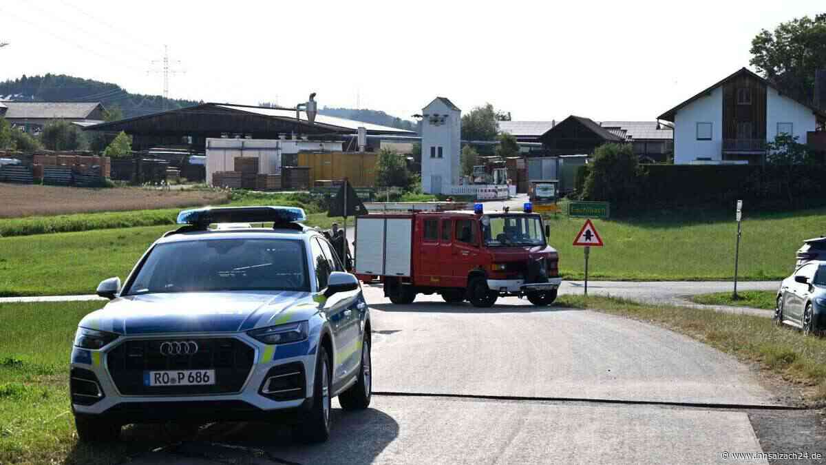 Radfahrer stürzt bei Schönberg – Polizei, Feuerwehr und „Christoph 14“ im Einsatz