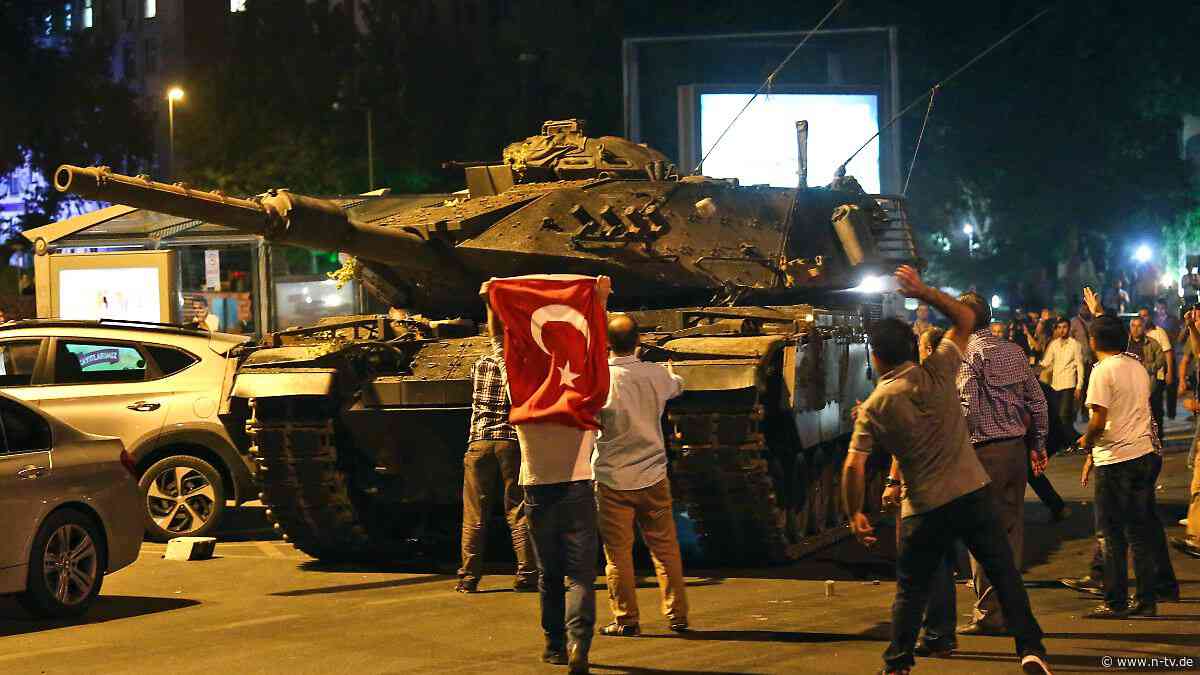 Zehn Jahre Putschversuch Türkei: "Am nächsten Morgen ging die Hexenjagd los, und sie war blutig"