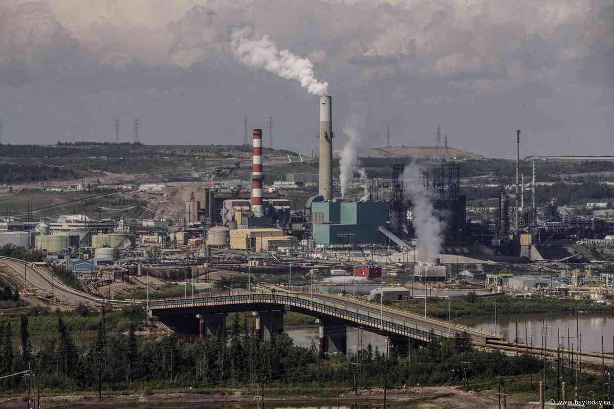 Oilsands emissions on track to outpace reductions from Pathways project: economist