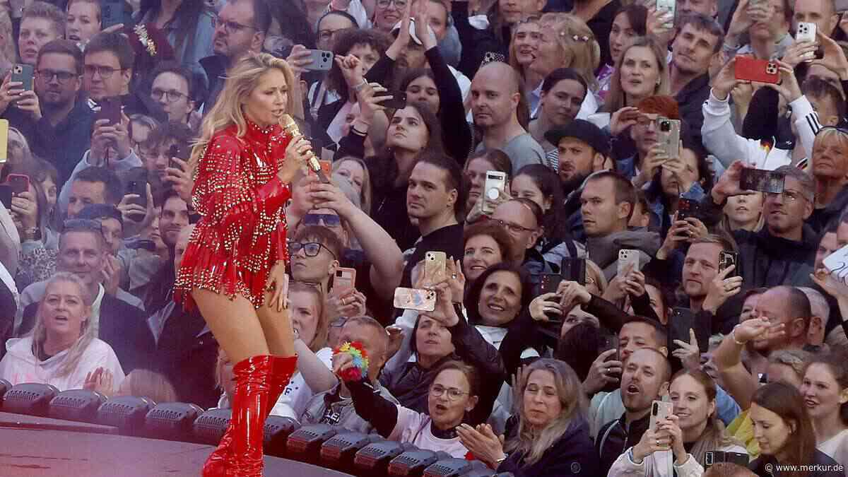 „Atemberaubende Show“: Schlager-Queen Helene Fischer spielt in der Allianz Arena