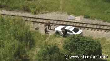 Body of man found in near train tracks in SW Miami-Dade, deputies say