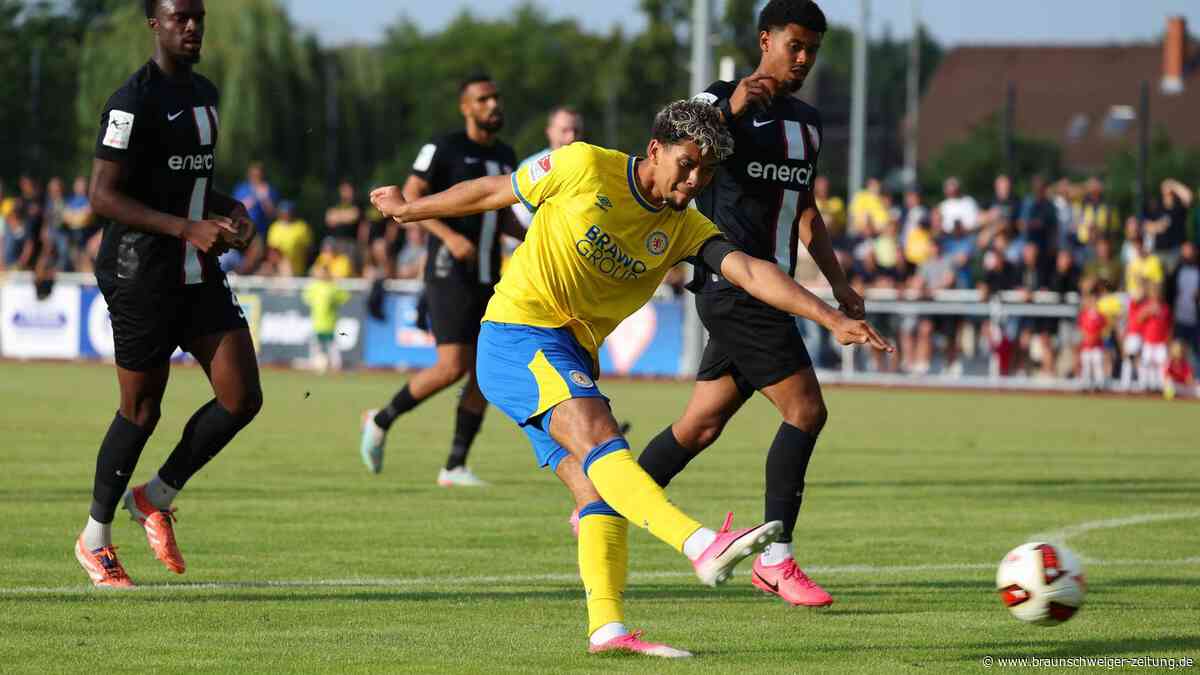 Erst tobt das Unwetter, dann kommt Sturm – so lief Eintrachts Havelse-Testspiel