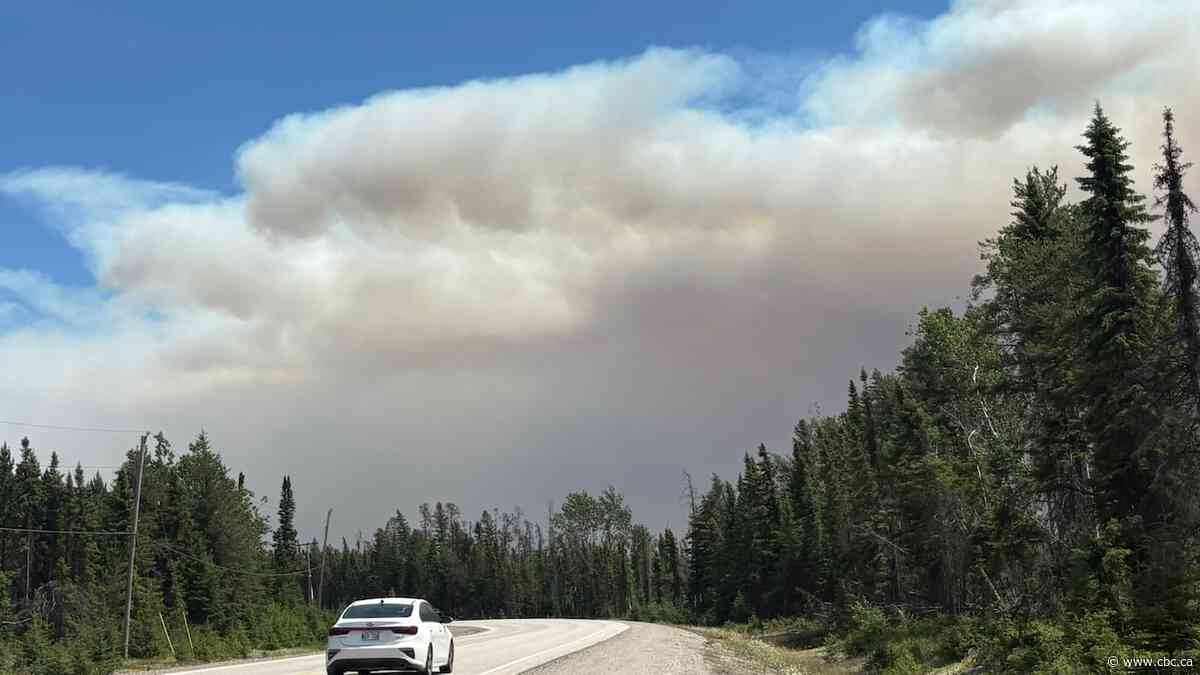 Wildfires cause multiple evacuations in northwestern Ontario during extreme heat