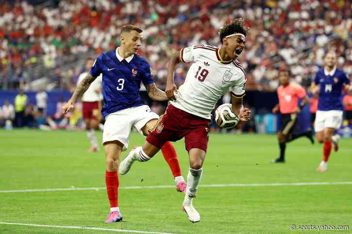 Did Lamine Yamal commit a handball as he won a penalty for Spain vs France?