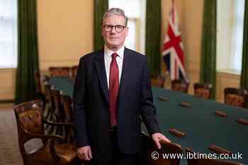'He Doesn't Deserve It': Keir Starmer's Legion of Honour Sparks Heated Debate Online After Macron Ceremony