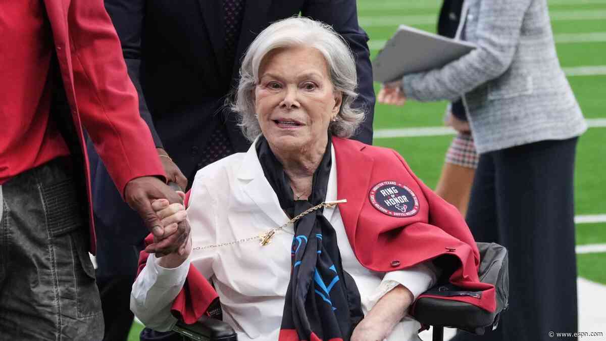 Texans co-founder Janice McNair dies at age 89