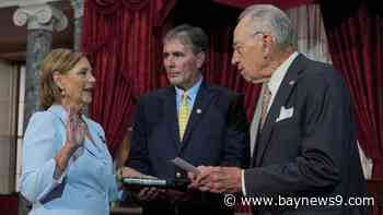 Darline Graham, sister of late Sen. Lindsey Graham, sworn in to finish his term