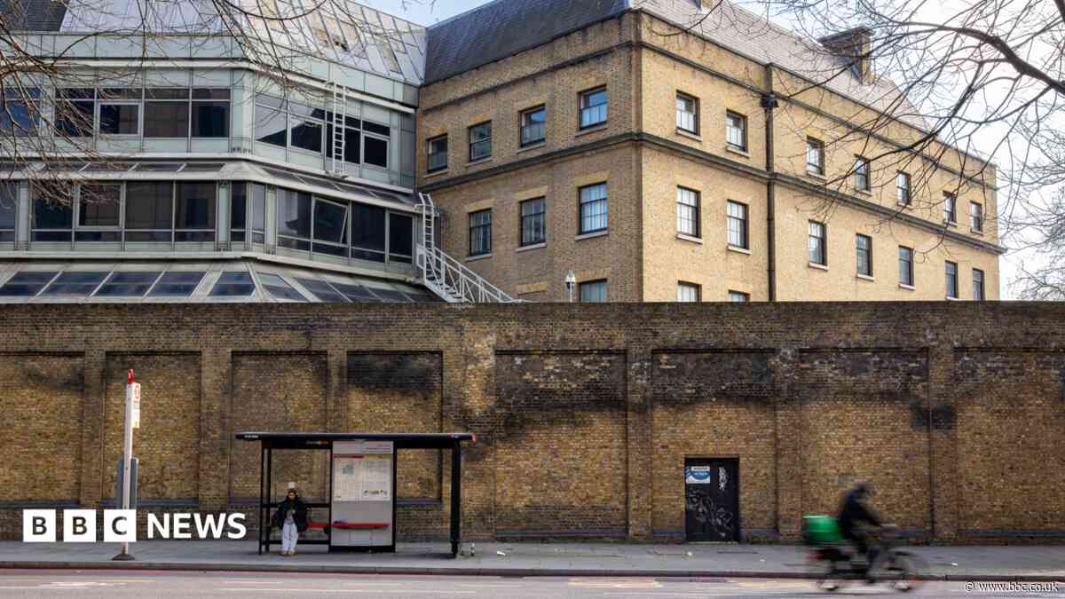 China embassy breaches human rights, court told