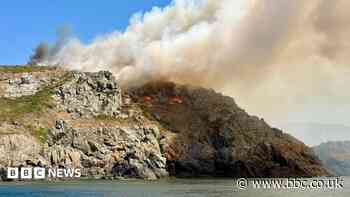 Little Sark residents 'ran out of water' in fire