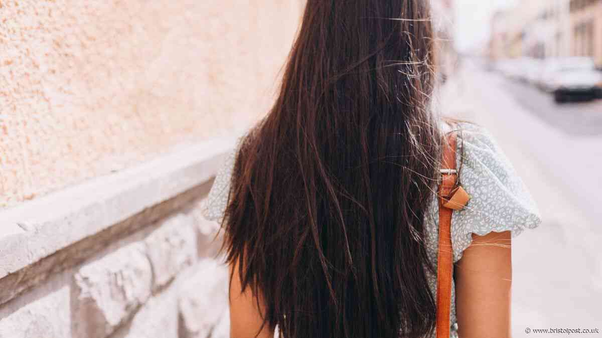 Expert shares 2 foods to protect hair in 25C hot weather warning