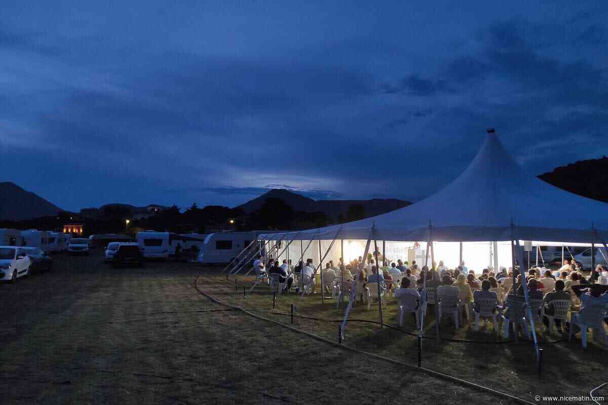 Ils font le tour de France en caravane pour propager « la parole de Dieu » sous un grand chapiteau : qui sont les Tziganes évangéliques installés près de Nice ? Nous avons assisté à l’une de leur messe