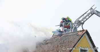 Feuer in Kleinlangheim: Hausbewohner bei Dachstuhlbrand verletzt