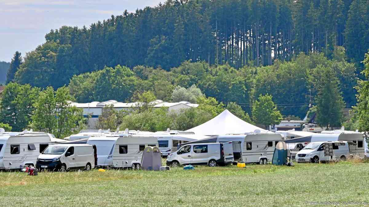 Ungebetene Gäste: Wohin mit dem illegalen Camp in Fischach?