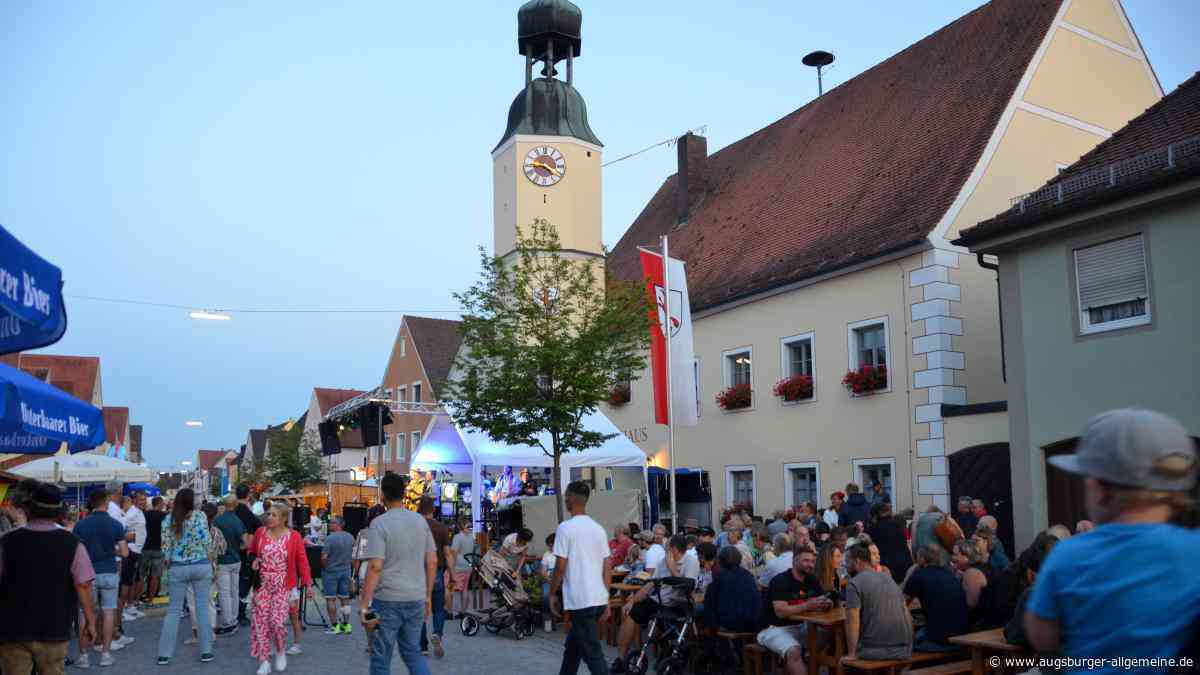Von Feuershow bis Oldtimer-Parade: Das ist heuer beim Marktfest in Rennertshofen geboten