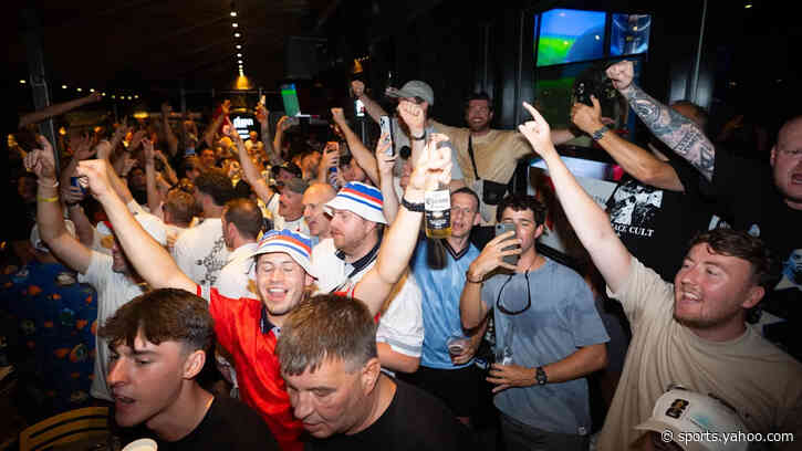 England and Argentina fans ready to "suffer" together in World Cup semifinal