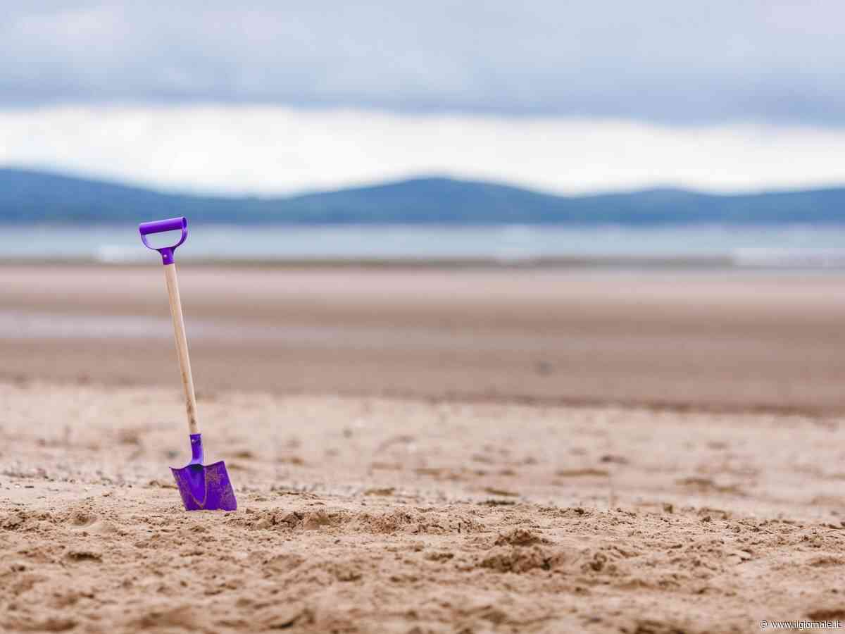 Spiagge, dai divieti anti-fumo agli ombrelloni contingentati. Dove si rischia la multa fino a 3mila euro