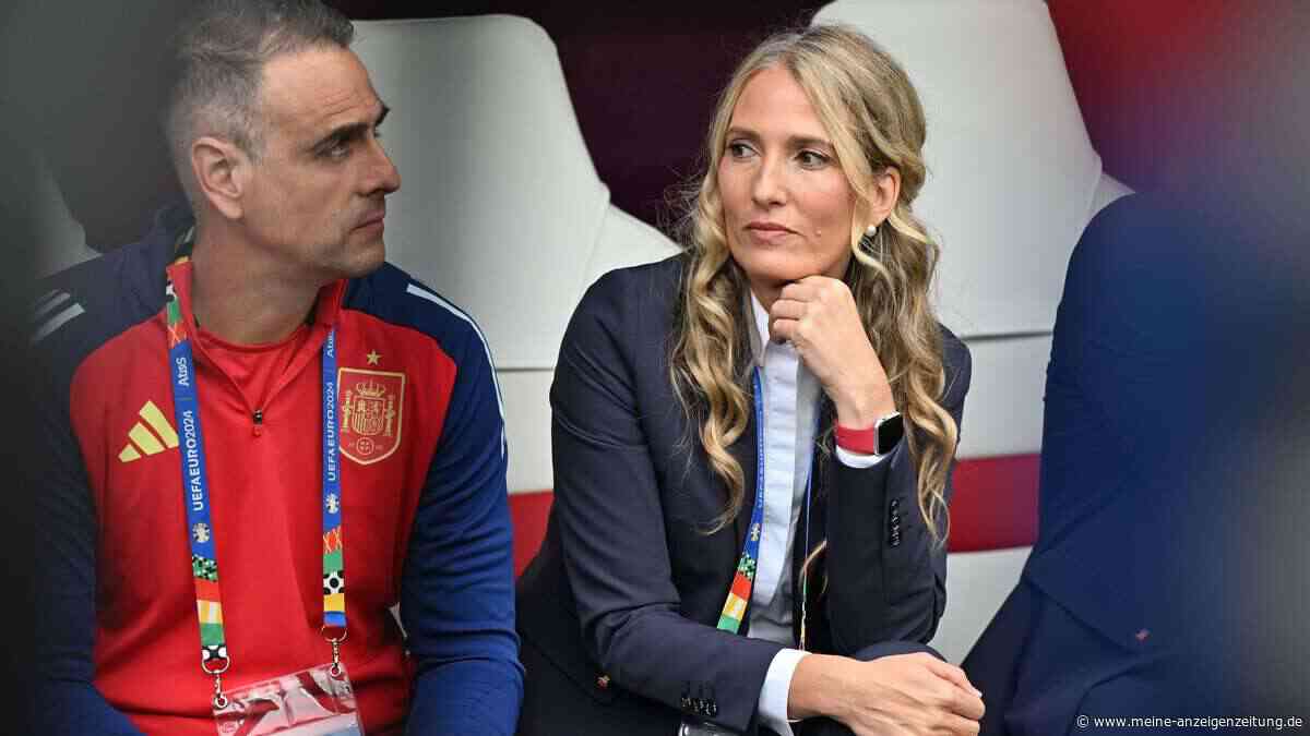 Bei Spaniens WM-Traum mittendrin: Wer ist die Frau am Spielfeldrand?