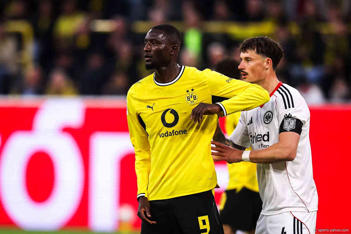 Barcelona identify five alternatives if Julian Alvarez deal collapses – report