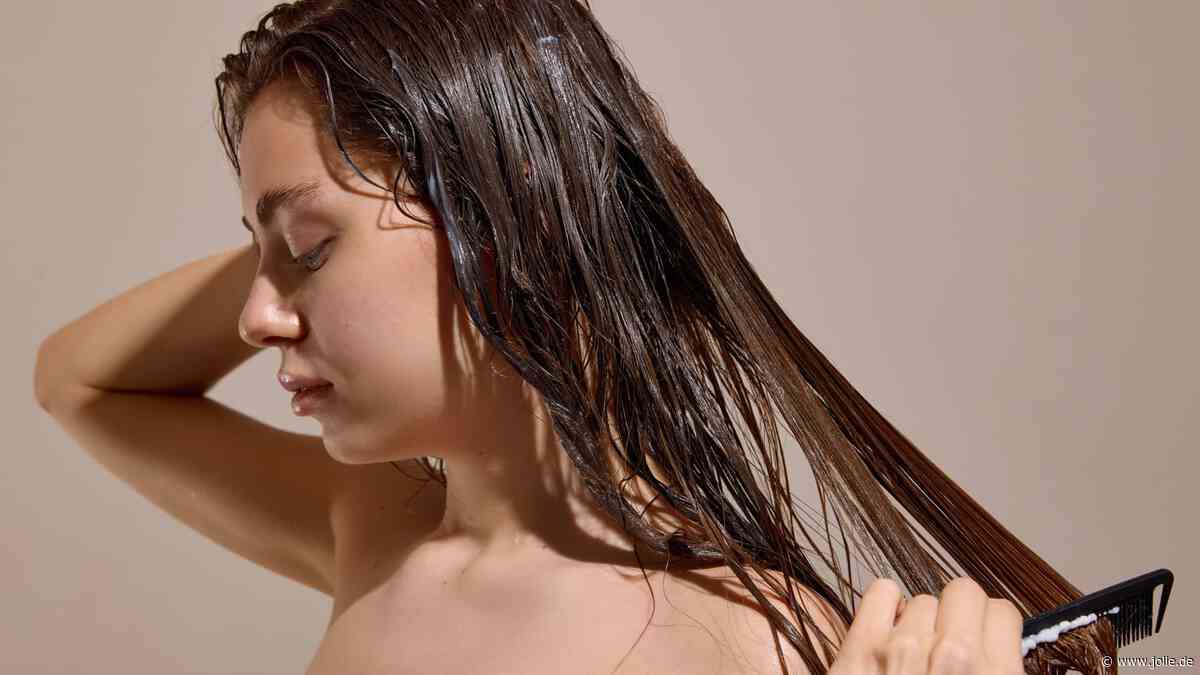 Glanzleistung: Diese Maske von Newsha rettet mein sprödes Sommerhaar – jetzt in limitiertem Chrome-Design