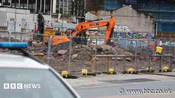 Dig after unidentified objects found at housing site