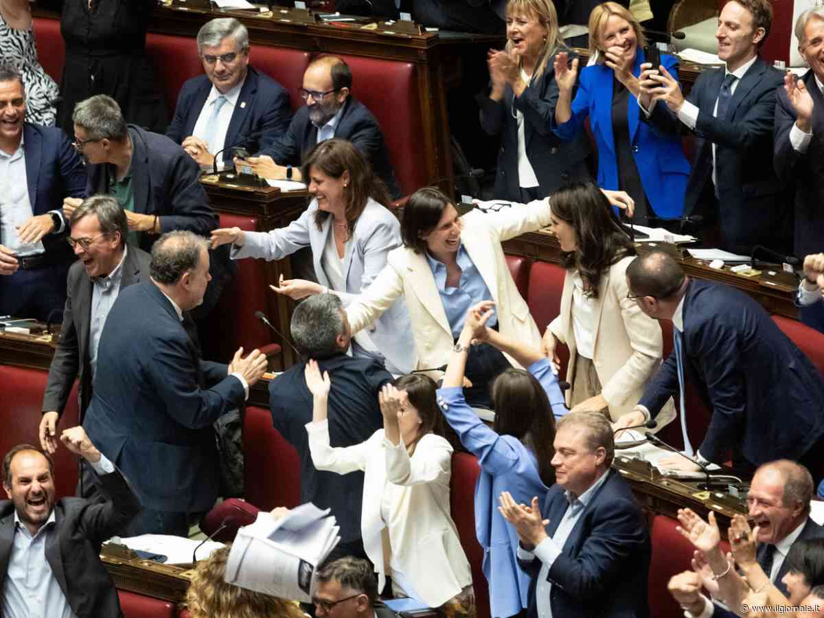 Malumori leghisti e donne in rivolta. Scambio di accuse sui franchi tiratori