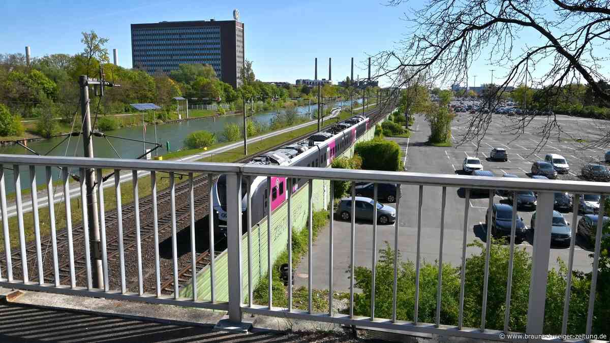 Mini-Bahnhof für Wolfsburg: Diese To-do-Liste macht Stadt und VW schwer zu schaffen