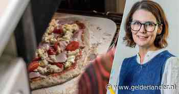 Knapperige pizza’s door de pizzasteen, maar hoe maak je die eigenlijk schoon?