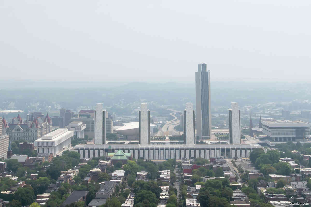 Wildfire smoke is blowing into the Capital Region. Here's what to know