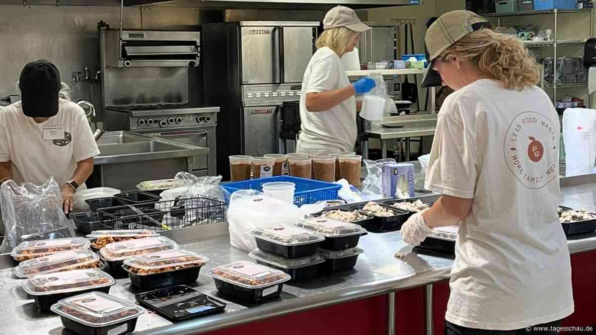 Hilfsorganisation verteilt übrig gebliebenes WM-Essen an Bedürftige