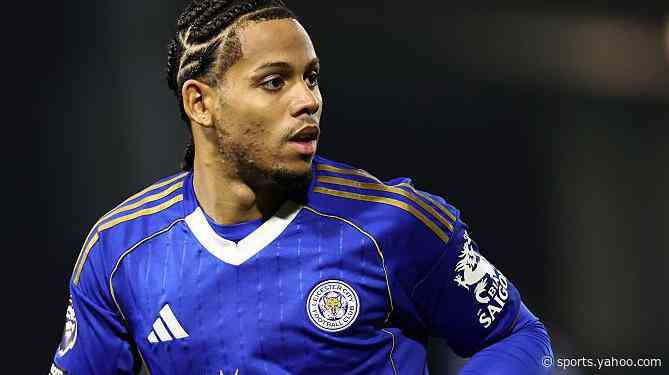 Barnsley sign Leicester forward Richards