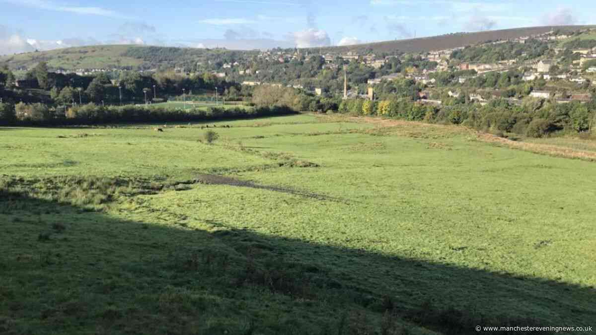 Huge housing estate planned for Mossley green space will be decided on next week